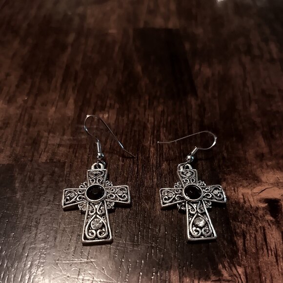 SILVER TONE CROSS EARRINGS WITH BLACK STONE - Picture 1 of 1